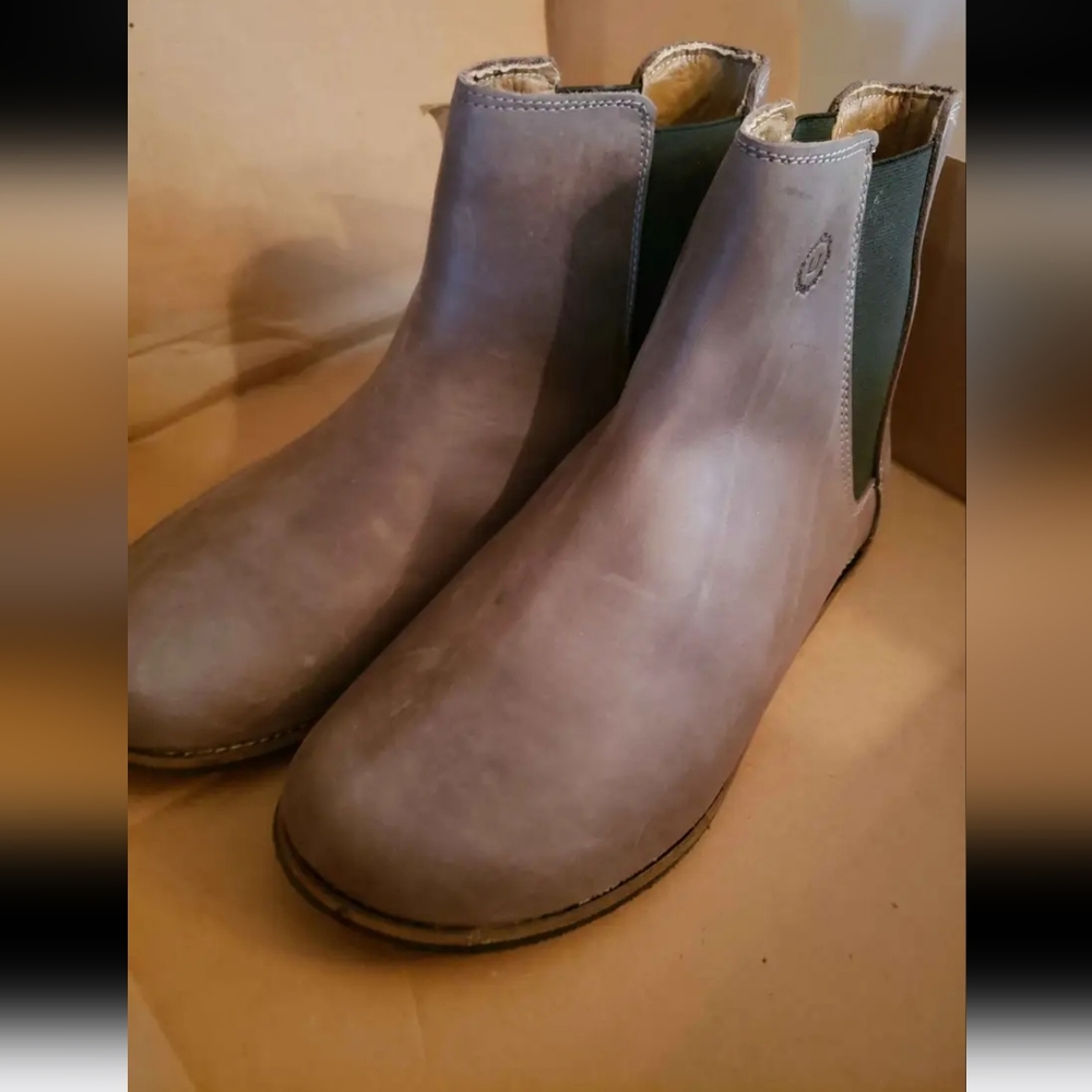 Lisbeth Joe booties